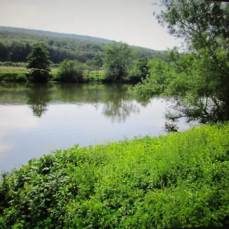 Nyaraló Le Confluent Vireux-Molhain
